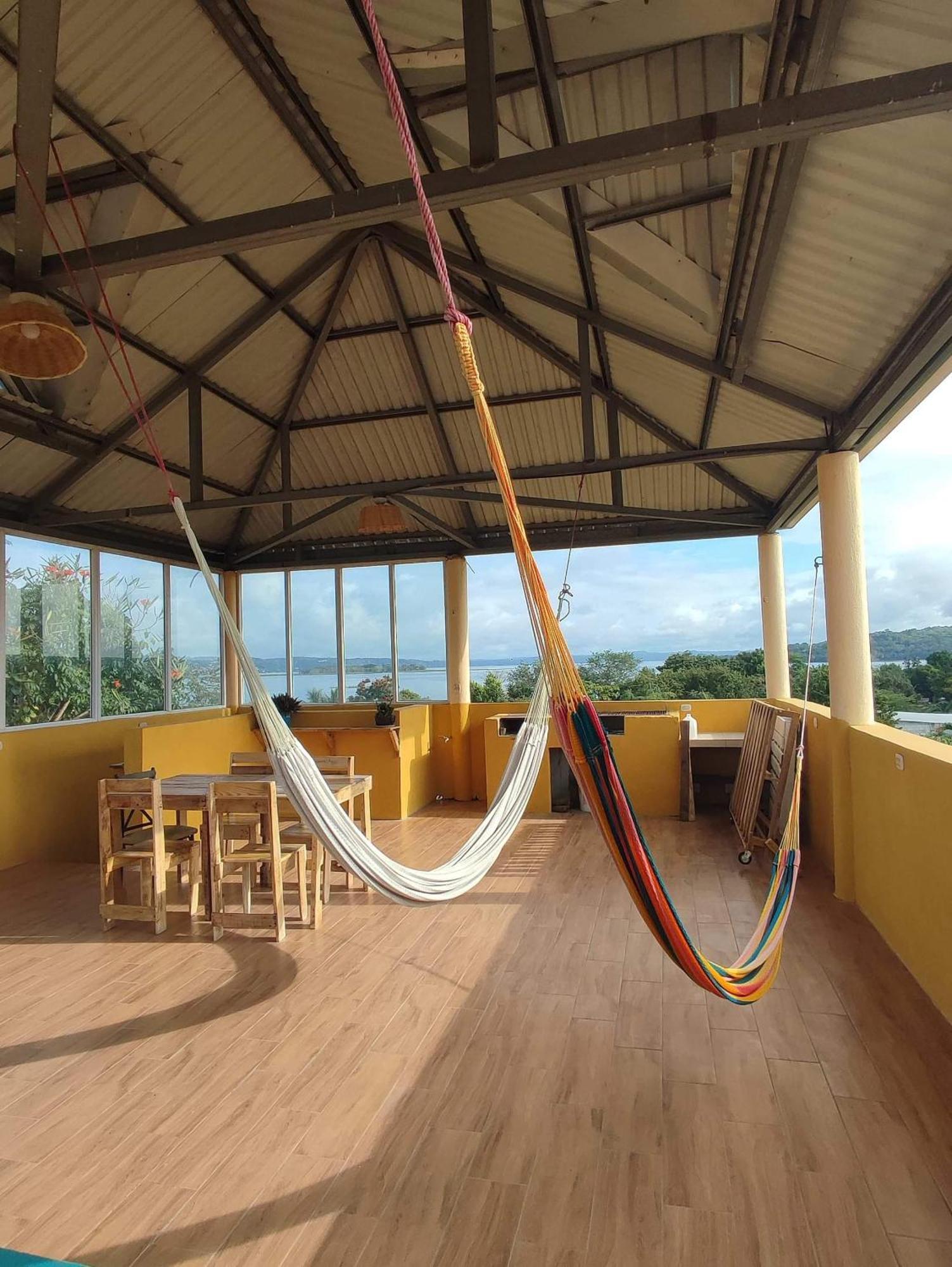 La Casa Colorada Hostel San Benito Εξωτερικό φωτογραφία